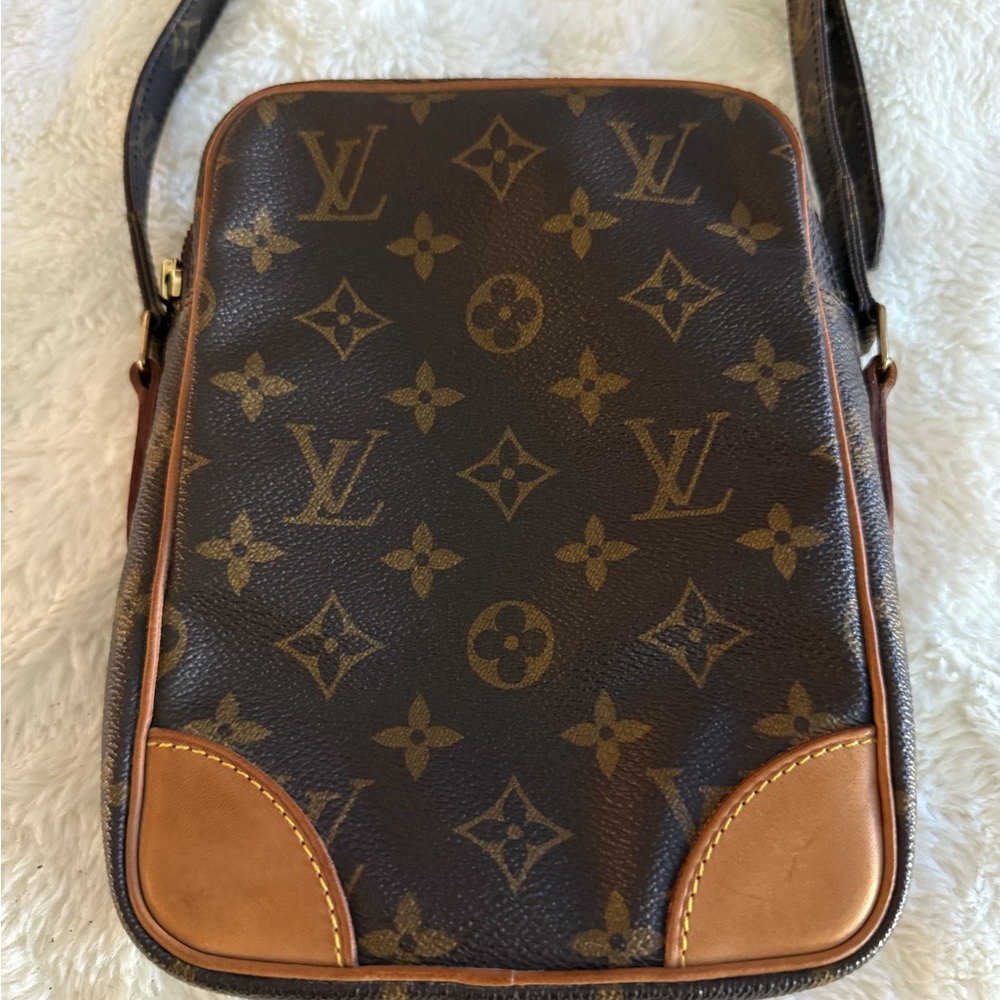 Louis Vuitton Monogram Brown Danube Crossbody Messenger Bag - Picture 2 of 13